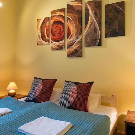 Big Cosy Retro Apt, Free Parking, 15Min Oldtown & Kazimierz - By Homelike Краков Экстерьер фото